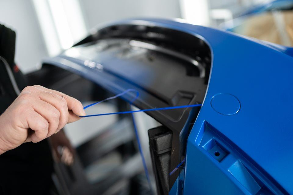 Réparation de carrosserie pour voiture de luxe à Toulon